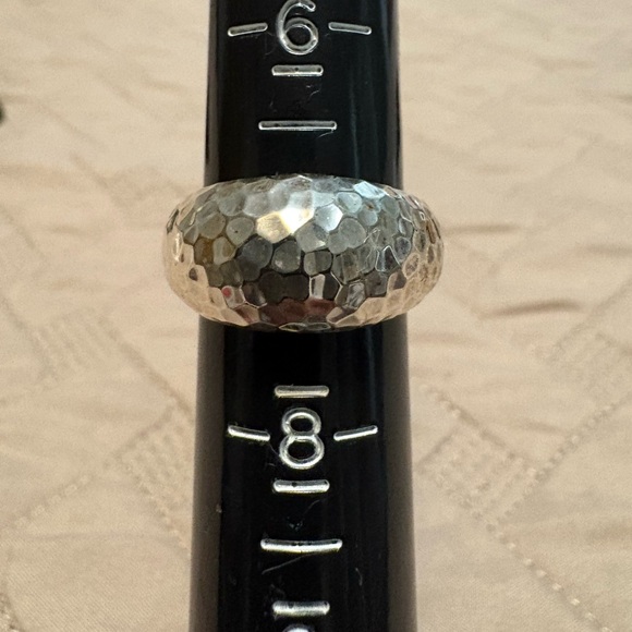 John Hardy hammered dome ring - Picture 8 of 10